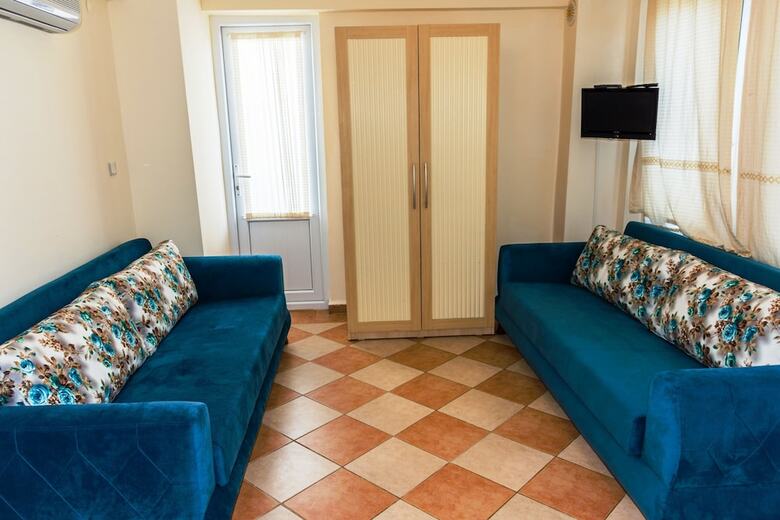 Mountain Valley Apart Hotel & Villas