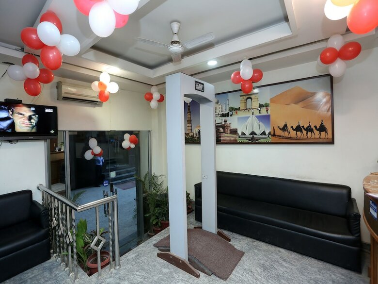 Oyo 6596 Hotel Flight Path