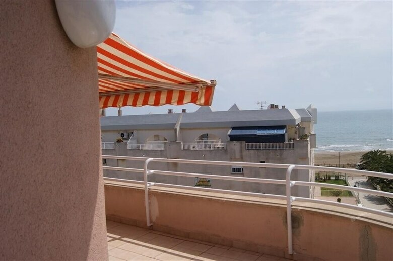 Apartamentos Marineu Atico Playa Cargador