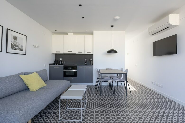 Aspasios Poblenou Apartments
