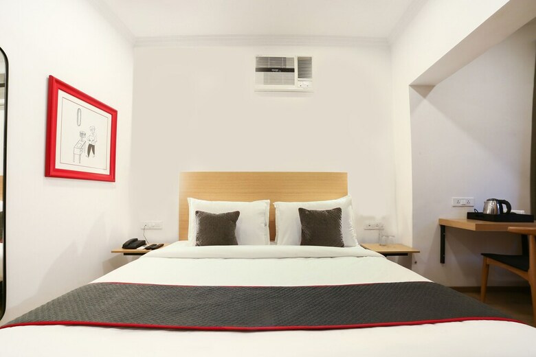 Hotel Oyo Flagship 573 Chakala Sahar Road