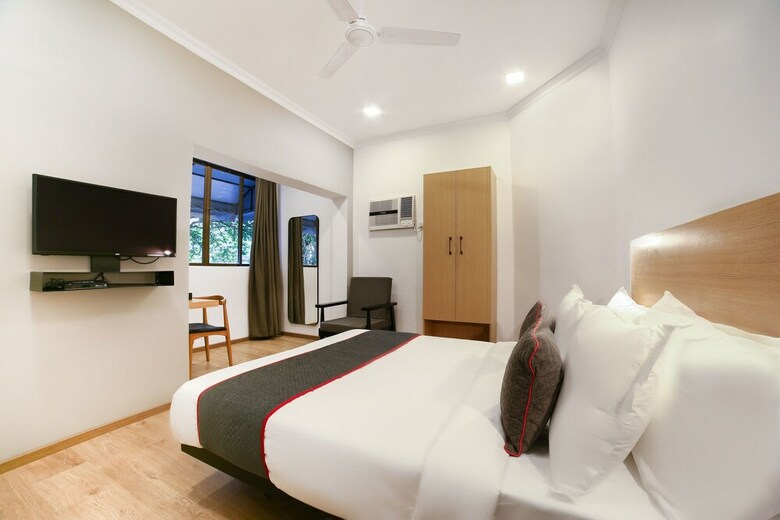 Hotel Oyo Flagship 573 Chakala Sahar Road