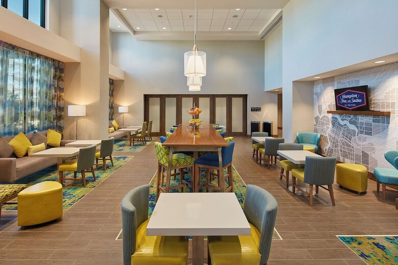 Hotel Hampton Inn & Suites Sacramento At Csus