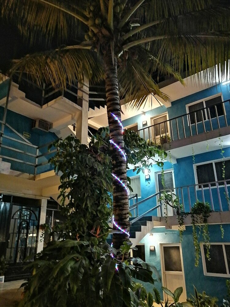 Motel Blue Coconut Cancun