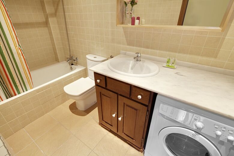 Apartamentos Val de Ruda 10 By Feelfree Rentals