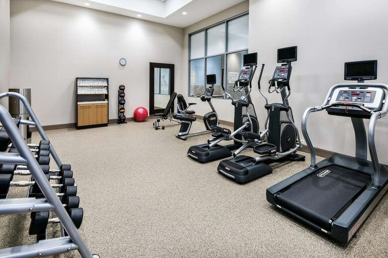 Hotel Embassy Suites By Hilton College Station, Tx
