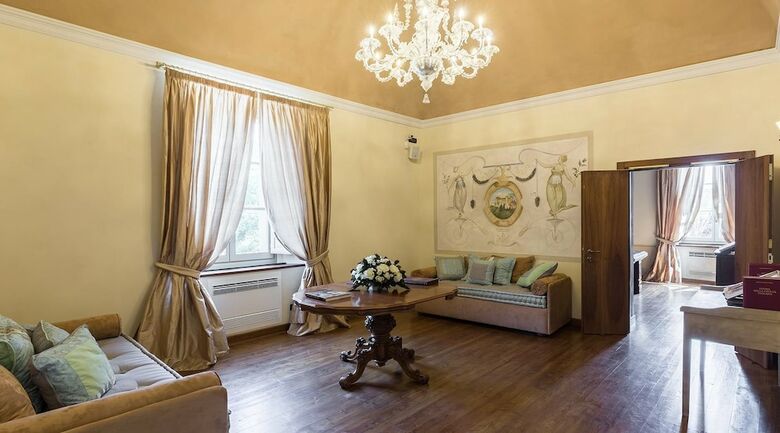Hotel Castello Di Pontebosio Luxury Resort