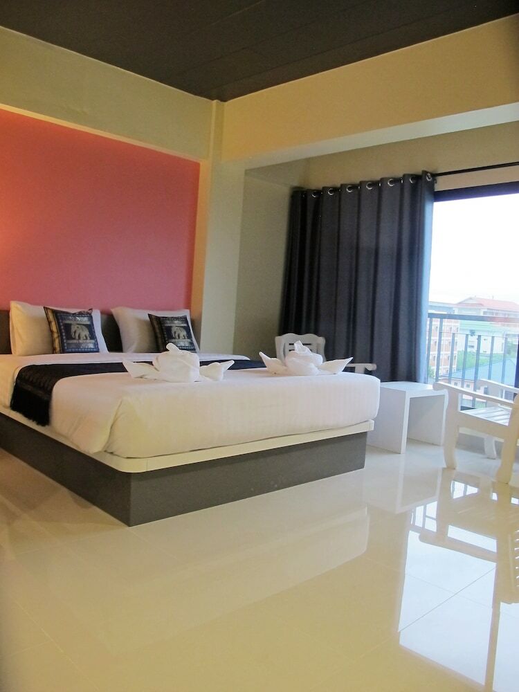 Hotel Suvarnabhumi Oriental Resort