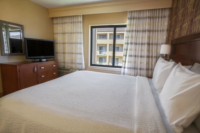 Hotel Courtyard By Marriott Chicago Highland Park/northbrook