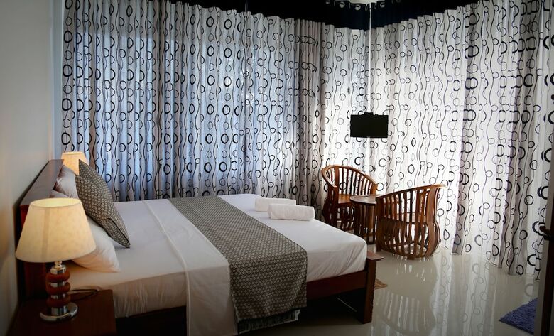 Romance Hills Hotel