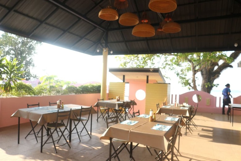 Hotel Anyavee Nam Mao Beach Resort