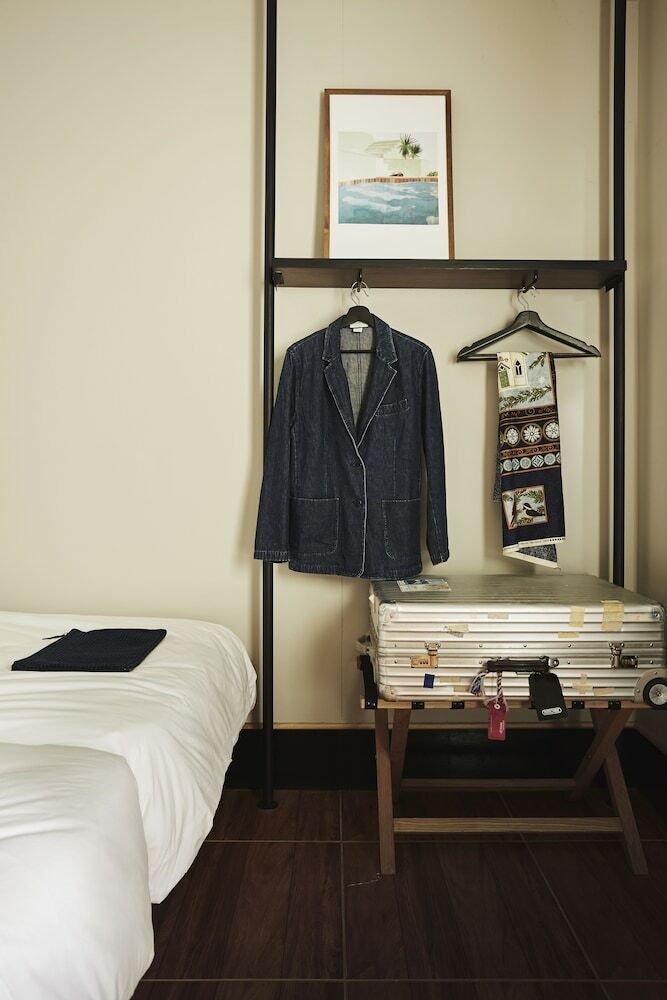 Josh Hotel
