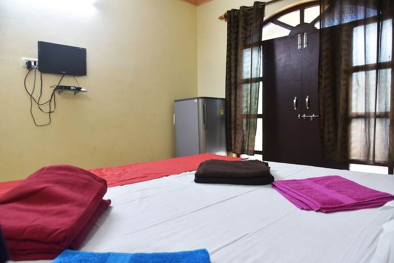 Hotel Smiley Baga Coast