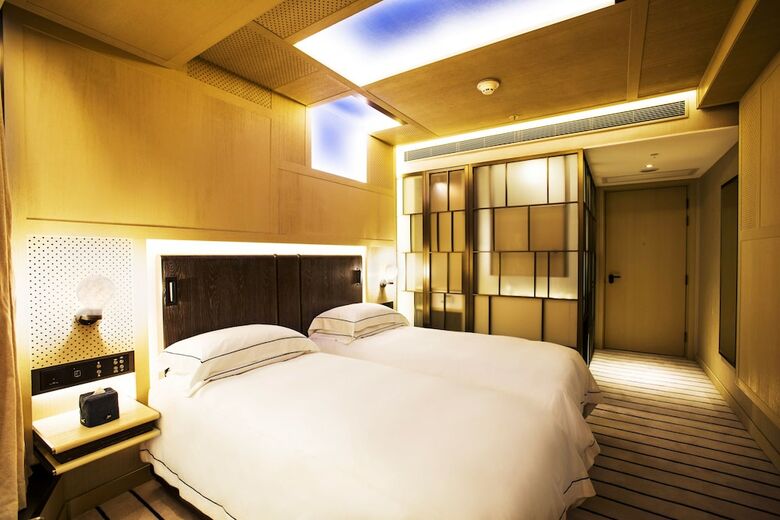 The Emperor Hotel