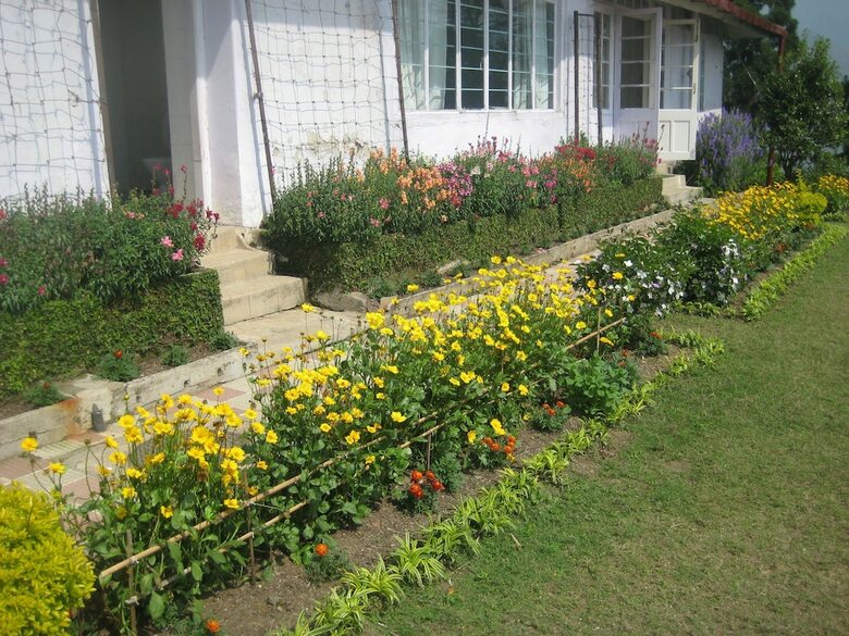 Hotel Goomtee Tea Garden Retreat