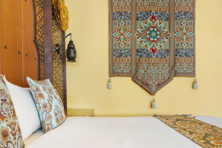 Hotel J.t World Funtrip B&B