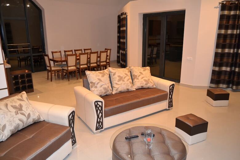 Villadzor Apart Hotel