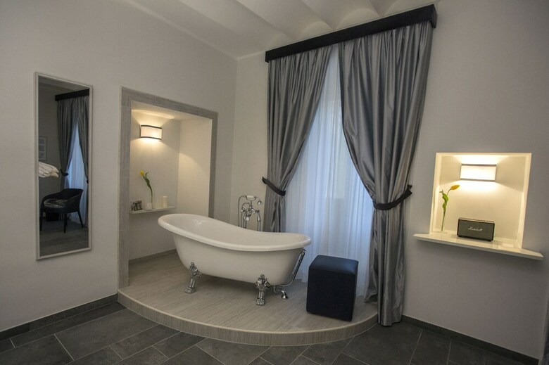 Hotel Trivium Suites Fontana Di Trevi