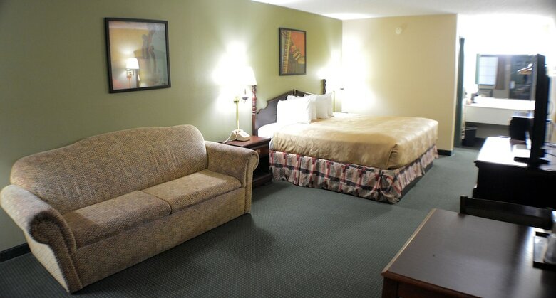 Hotel Angel Inn Near Imax
