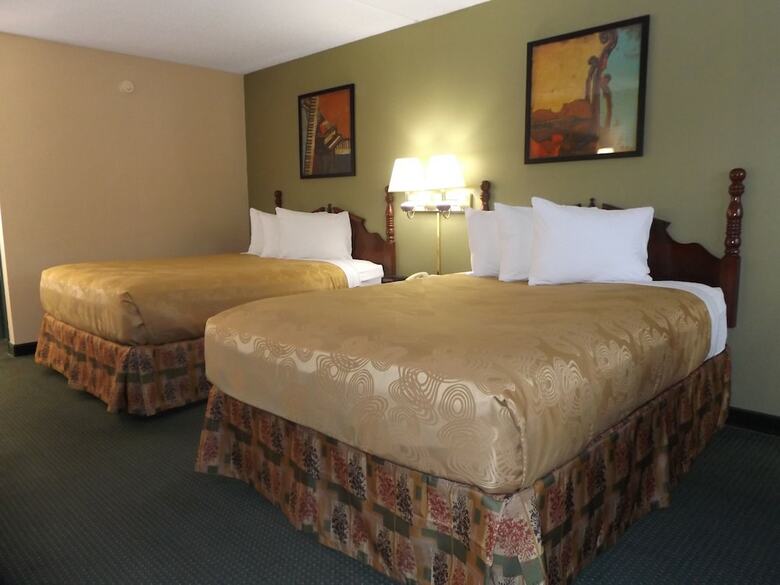 Hotel Angel Inn Near Imax
