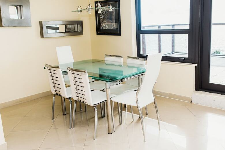 Aparthotel Alexander By Design Suites