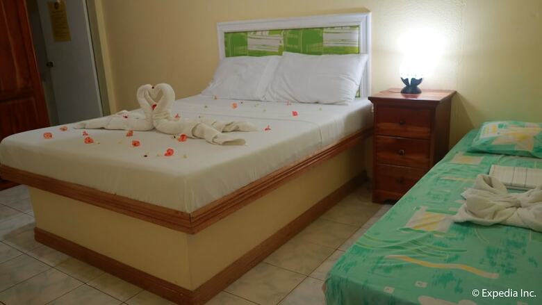 Hotel Golden Sunset Beach Club