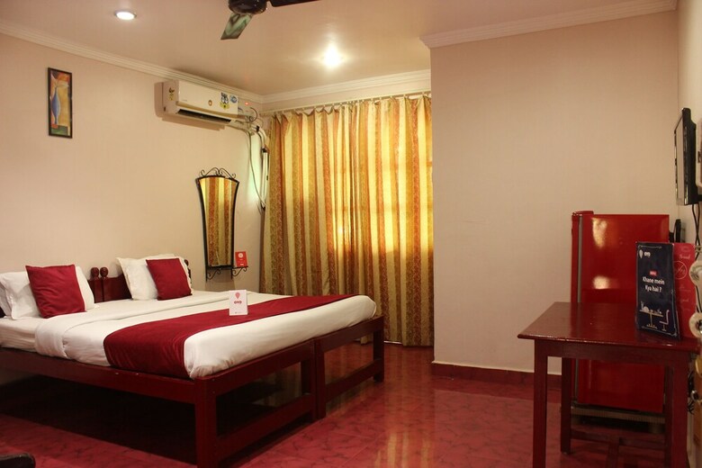 Hotel In Baga Near Titos Lane