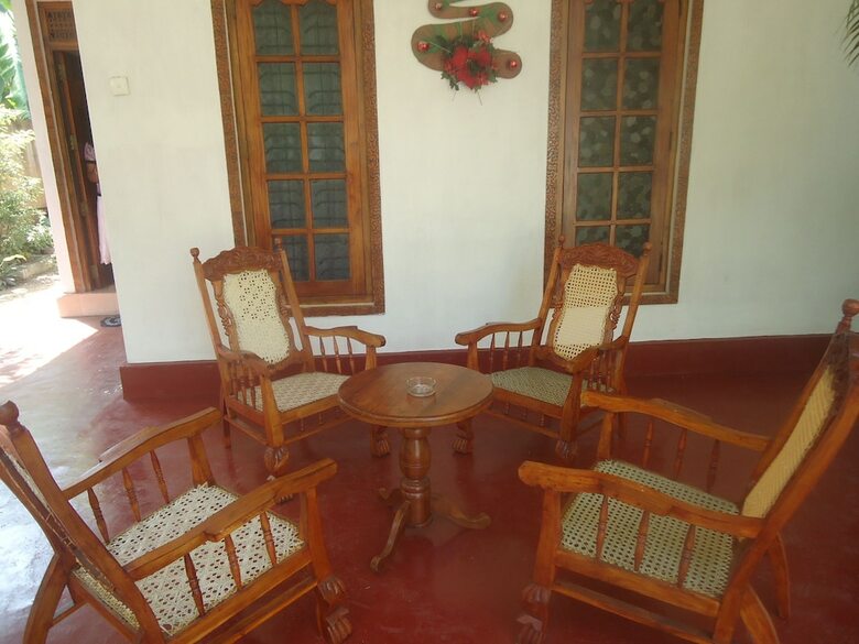 Hotel Nishan Surf Inn