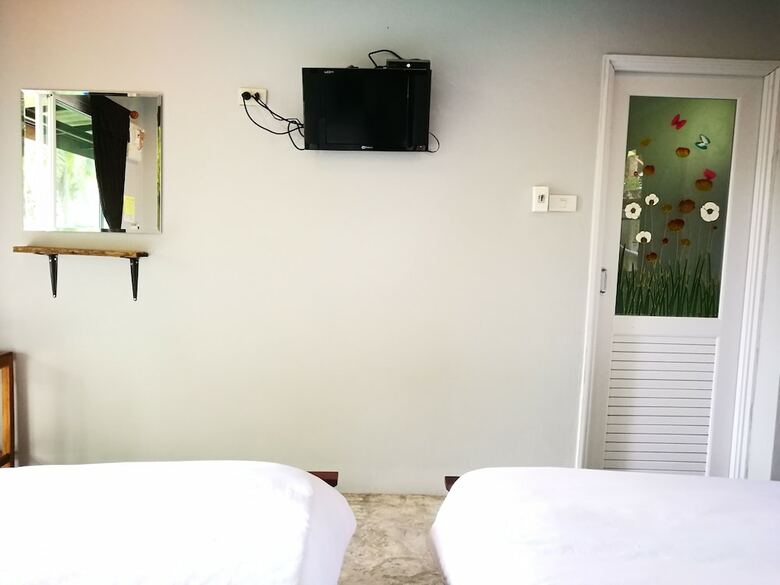 Hotel Kru Guesthouse