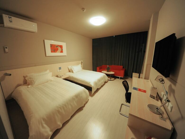 Hotel Jinjiang Inn Select Jinan Baotuquan