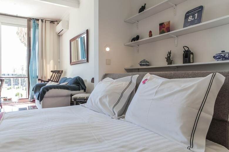 Rent4rest Estoril Beachfront Apartments