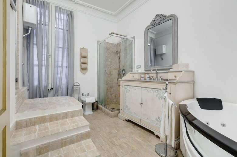 Apartamento Colonna Suite - Spanish Steps Suite & Spa