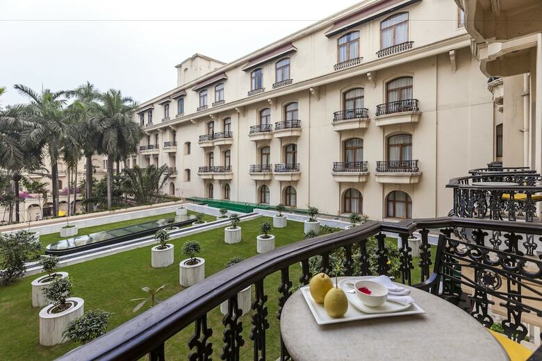 Hotel The Oberoi Grand, Kolkata
