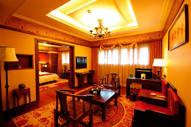 Hotel Lijiang Golden Path Hospitality