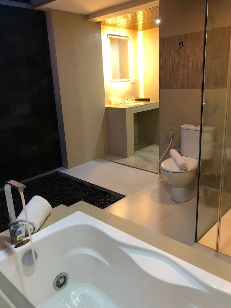 Hotel Grand Harvest Resort And Villas