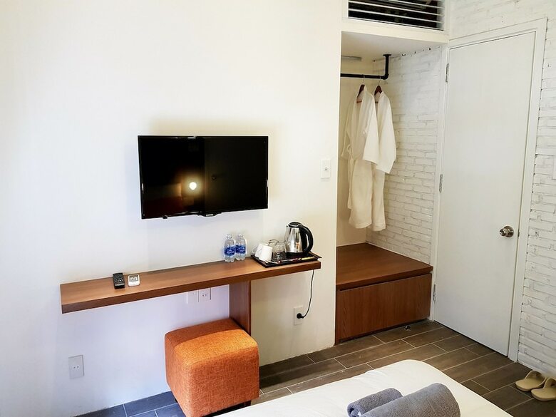 The Junction Hotel Hai Ba Trung