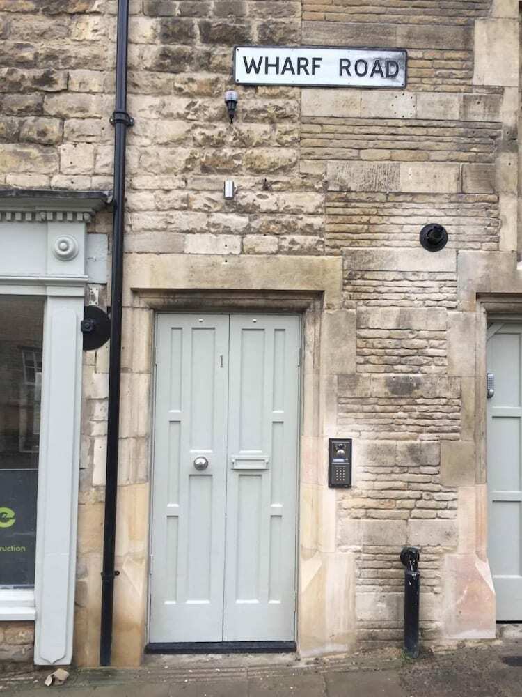 Riverside Apartments Of Stamford