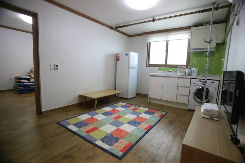 Hostal Namu Guesthouse & Pension - Hostel