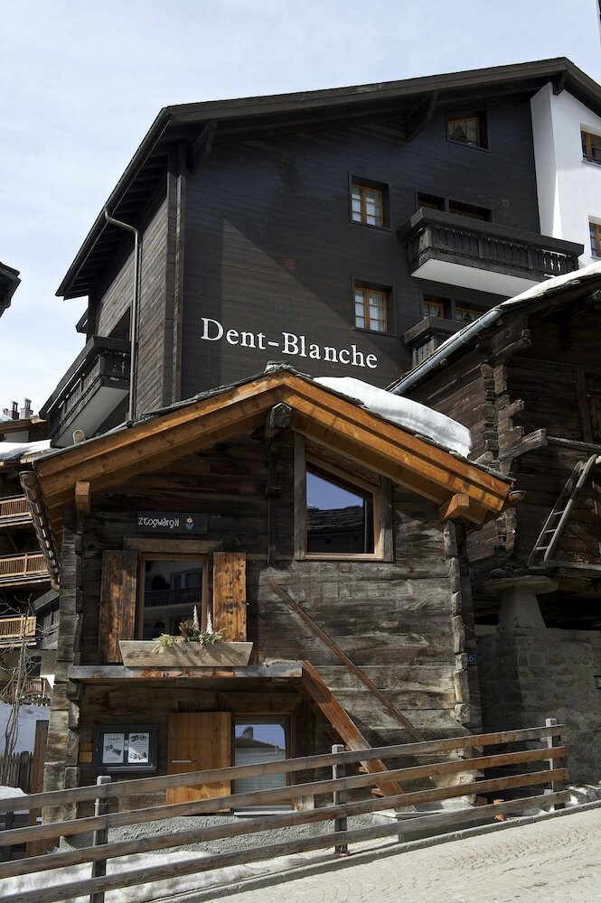 Apartamentos Haus Dent Blanche