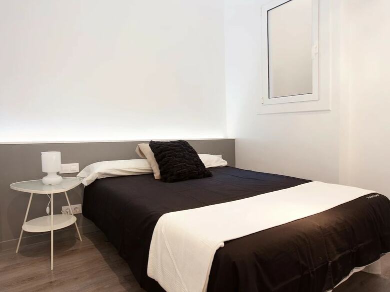 Apartamentos Modernist Flat - Sagrada Familia