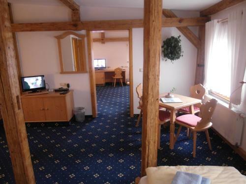 Hostal Pension Und Gastst�tte "zur Brausch�nke"