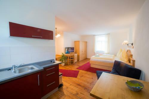 Hostal Pension Und Gastst�tte "zur Brausch�nke"