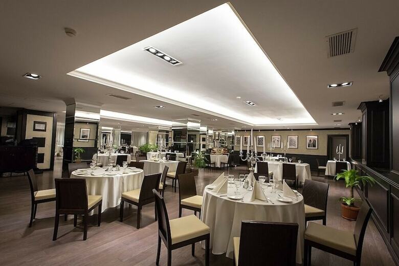 Hotel Ramada By Wyndham Iasi City Centre