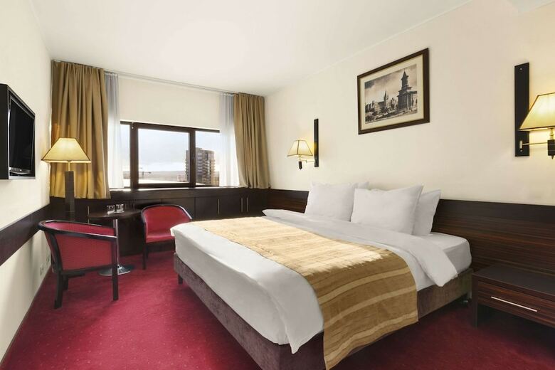 Hotel Ramada By Wyndham Iasi City Centre