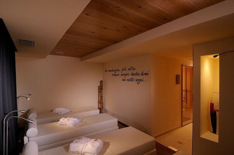Hotel Sporting Ravelli