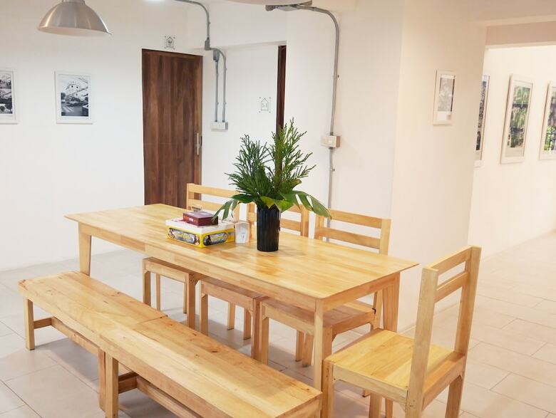 Hostal The Companion - Hostel