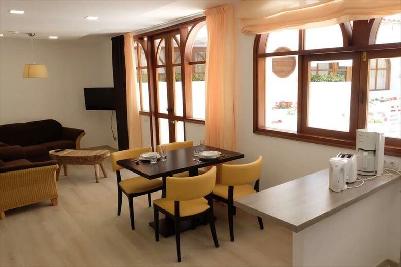 Villa Eden Apartamentos