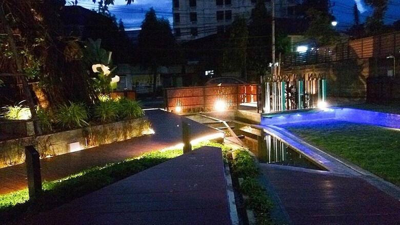 Hostal Baan Mai Kradan Hostel Chiang Rai