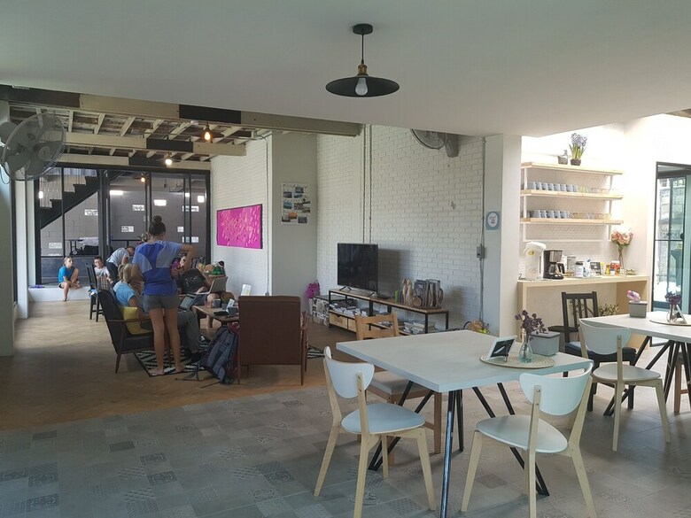 Hostal Baan Mai Kradan Hostel Chiang Rai