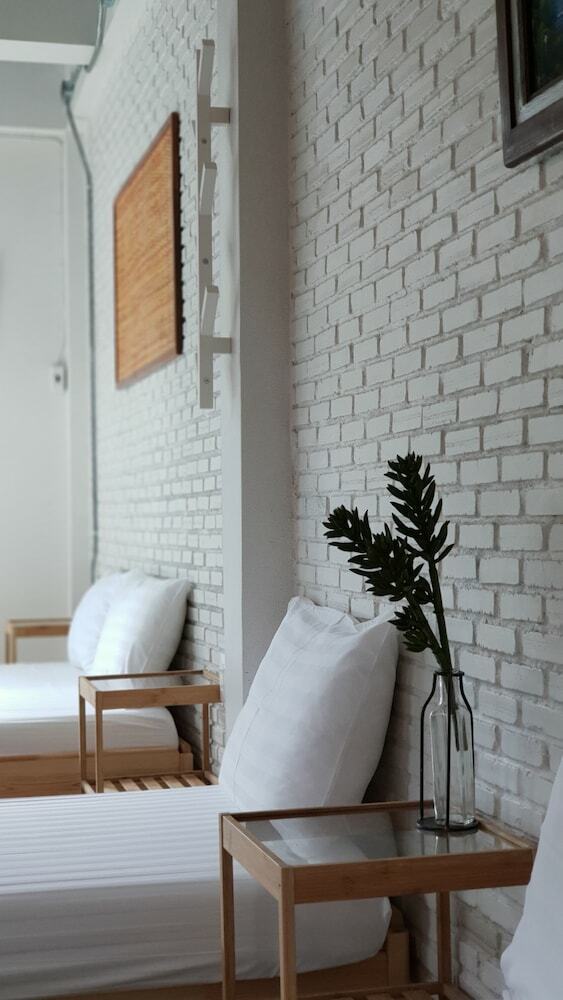 Hostal Baan Mai Kradan Hostel Chiang Rai